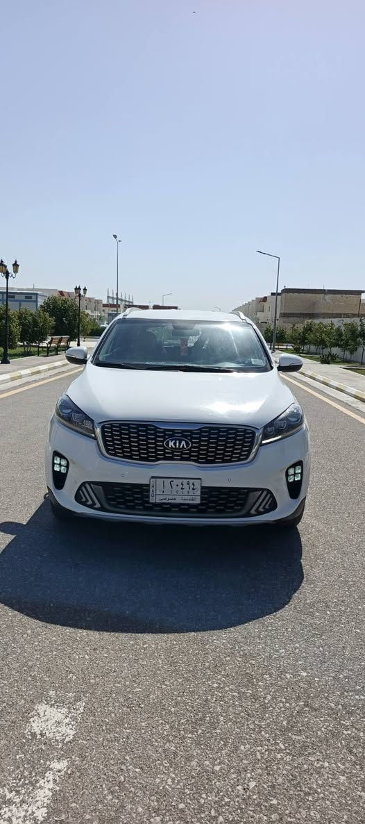 سيرنتو 20خليجي 6 سلندر السعر مناسب
فول مواصفات عدا الفتحة اقرا المنشور 
(بصمات تشغيل وبوب+حساسات امامي وخلفي+كشنات كهرباء وجلد+شاشه +كامره +بجم زنون+٧ راكب و٣ قطع تبريد+عداد الكتروني +ترحيب بالدوس واليدات

كفاله عامه فقط باب السائق +شخط ٥ اصبع والسونار موجود
ماشيه ١١٥ وعلى ايدنا من الزيرو
مكينه وكير كفاله عامه من الفتح 
تخم تايرات جديد
تبريد حداديه ١٠٠٪
بصمات عدد ٢ مالت الشركه +العده والكتلوك موجودات
المكان ديوانية 
***********
السعر جدا مناسب 235 ومجال بسيط
