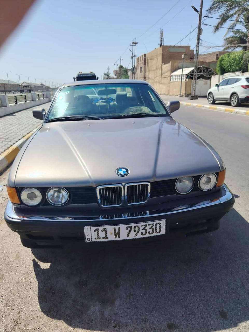 BMW 735 موديل 1990 كير عادي ابيع بدون مكينة
راديتر جديدة
حاضن جديد 
واتربم جديد 
صدرها مبدله
مروحه جديده 
منظومة غاز
تبريد جديدة منظومة صارلها ٤ أشهر من شديتها نقص كمبريسر 
بوش هوزن بدلتهن
كير مكفول

كاردن توني شاده وشيال جديد

تخم تاير جديد
ويل خليك

لايت زنون
دعامية أمامية جديدة

باسمي مشروع وطني
رقم الهاتف ***********
رقمها بغداد
