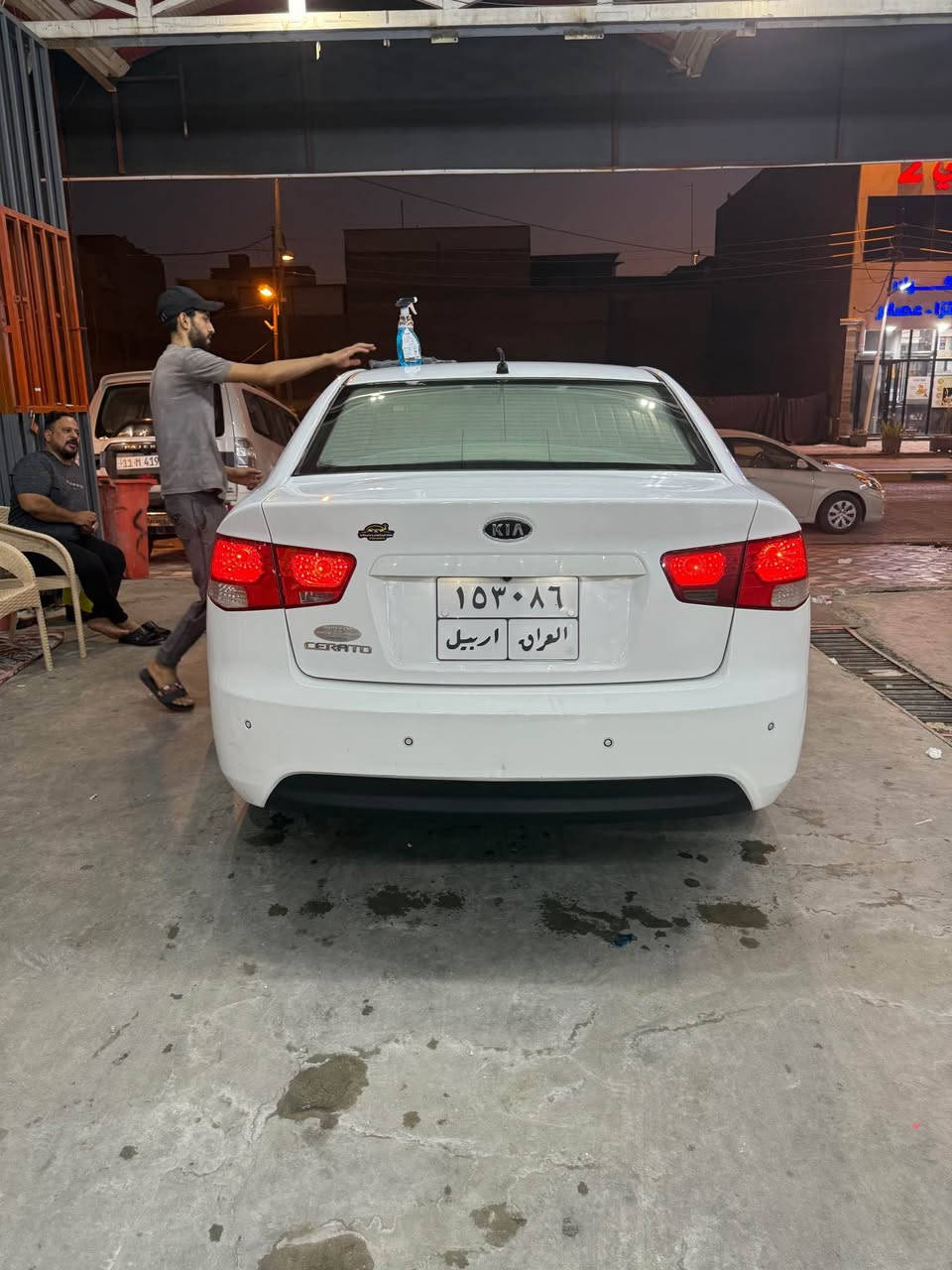 سيراتو 2010 مكفوله كفالة عامة من البارد و الصبغ و التبديل 
مكينة و كير و تبريد و تدفئة مكفولات السيارة جديدة بمعنى الكلمة فول مواصفات عدا الفتحة 
شاشة 
كامره خلفية 
اشاير بالمري 
تحكمات ستيرن 
داخل ماروني 

السعر 110 و بيها مجال للشراي 

للاستفسار 
*********** النجف, العراق
