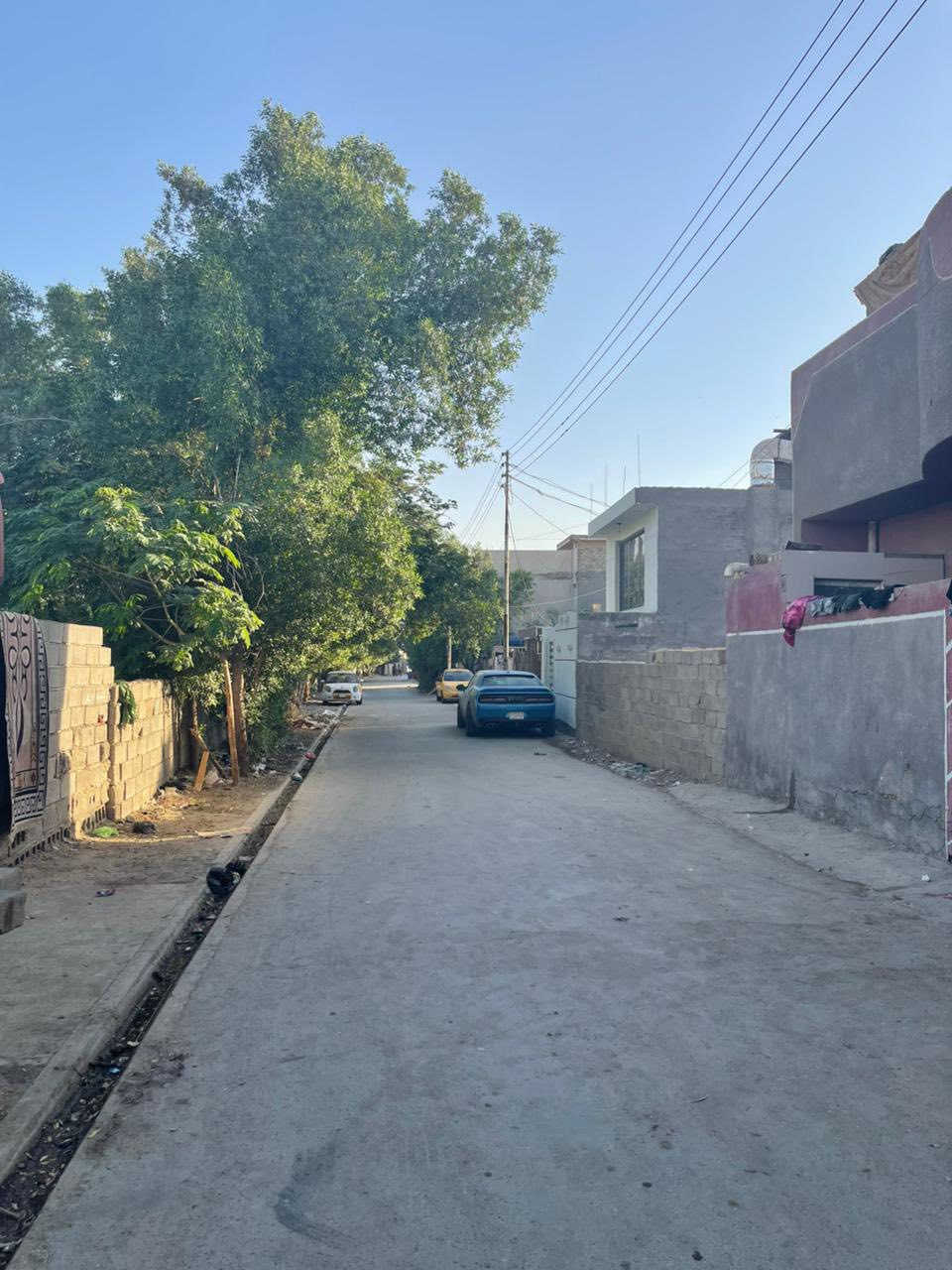 السلام عليكم دار للأيجار طابق ثاني يحتوي على ثلاث غرف ومطبخ وحمام  قرب جامع الأمام الرضا في شارع المجمع الطبي / حي البتول ***********
