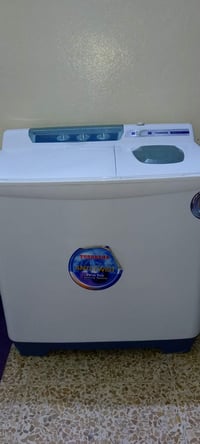 غساله للبيع مستعمله شي قليل الاستفسار على الخاص  أو الاتصال على الرقم ...