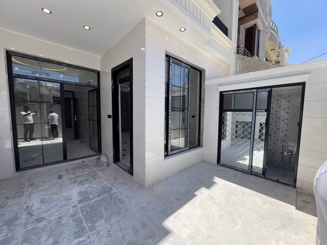 #عقارات_بشدار 
🔸سند طابو يتسجل بإسم اي عراقي
📍أربيل-بيت للبيع حي فرمانبةران   قرب شارع 120
مقابل شارع 30
➖مساحة 125 متر 125متر  طابقين 
يتكون⤵️
➖
4غرف نوم 
➖استقبال-صاله-مطبخ-مجموعه صحيات-كراج

📸 السعر والصورة متوفرة على قناتنا الرسمية في التليكرام 👇
🔗 https://t.me/bashdarsleman445
تابعنا الان وشوف احدث العقارات يوميا ع الصفحه الرسميه في فيسبوك

📞 تواصل مباشر واتساب أو اتصال:
📱
📱***********☎️

#عقارات_اربيل #شقق_للبيع_اربيل #بيو_لبيع_اربيل  #فلل_للبيع_اربيل #مجمعات_سكنية_اربيل
 #عقارات_كردستان  
#استثمار_عقاري_اربيل #عقارات_بغداد_سليمانية_اربيل  #عقارات_شمال_العراق  

⬅️ الأسعار والصور داخل القناة… لا تفوّت الفرصة

تابعنا الان وشوف احدث العقارات يوميا 🏘️
🔗 https://t.me/bashdarsleman445
