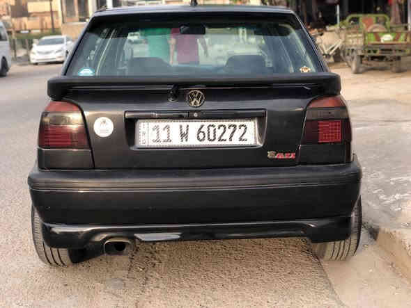 السلام عليكم 
كولف موديل ١٩٩٢
مصبوغه حزام للجماليه 
فتحه جام كهرباء 
كير مكينه مكفولات لا تنقيص ولا تبخير 
سياره جاهزه سعر ٤٩ و بيها مجال 
رقم جديد هزه جديده سنويه بسمي 
مكان السياره بغداد قرب تقاطع درويش 
للاتصال علر هذا الرقم 
***********
