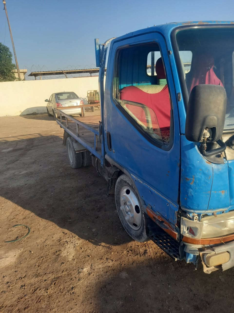 السلام وعليكم عندي سياره للبيع ياباني السياره با بيه اي شي كلشي شغال بيه السياره مشرو عوطني السعر 32والتفاصيل علا هاذه الرقم ***********العلوان بصره شط العرب
