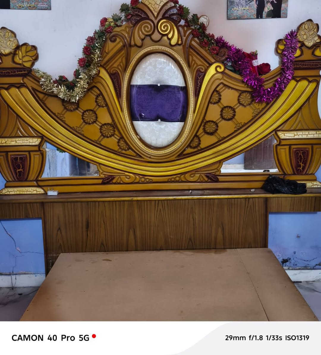 السلام عليكم غرفه نوم للبيع. مستعمله  جديده اي تلف مابيهه. باقي آخر قطعه عندي  للستفسار. اتصل ***********
