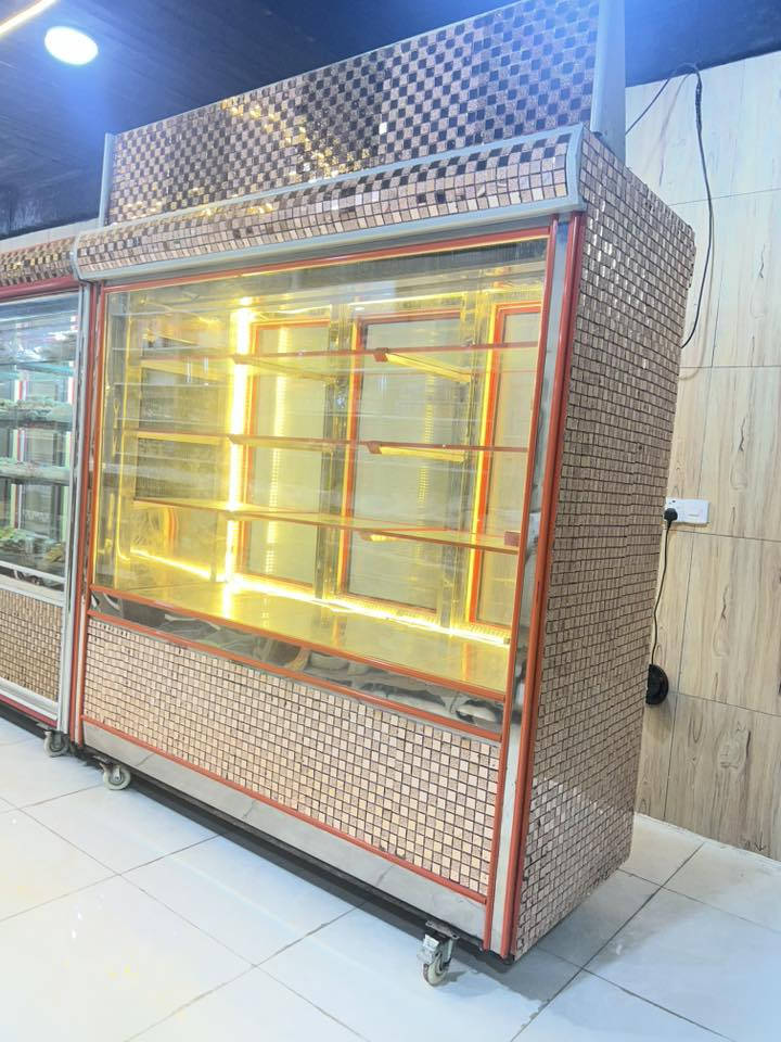 سلام عليكم. للبيع 3 حافظات القياس الكبير نظيفات للاستفسار الاتصال على الرقم ***********
