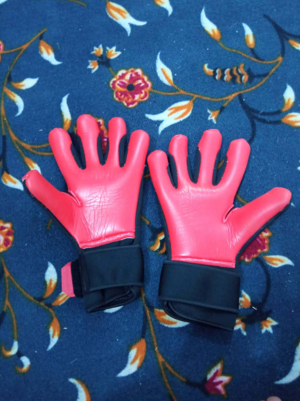 قفاز اصلي بلجيس للبيع 
الشراي يجي خاص


**إذا كنت صاحب هذا الإعلان وتريد حذفه لأي سبب، رجاءا أرسل رسالة إلى الدعم الفني**