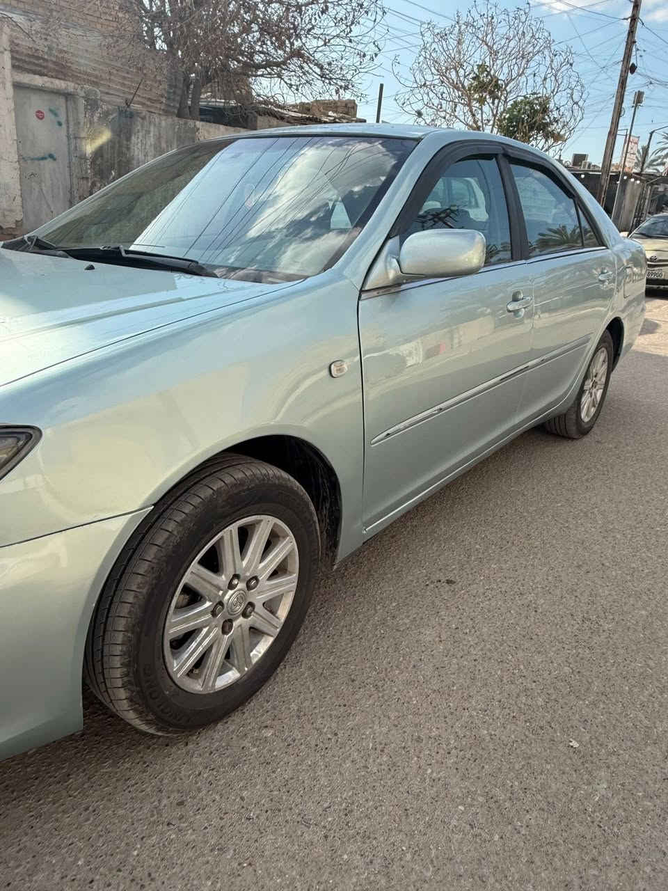 كامري خليجي للبيع 2005
بيه طخات ومصبوغه عام كير مكينه 
تبريد صدر تاير جديد كله بشرط جاهز للاخير
تحويل او وكاله ثاني يوم السنويه بعدها مساقطه مكان السياره 
 بغداد
السعر ٨٢ وبيه مجال
***********
