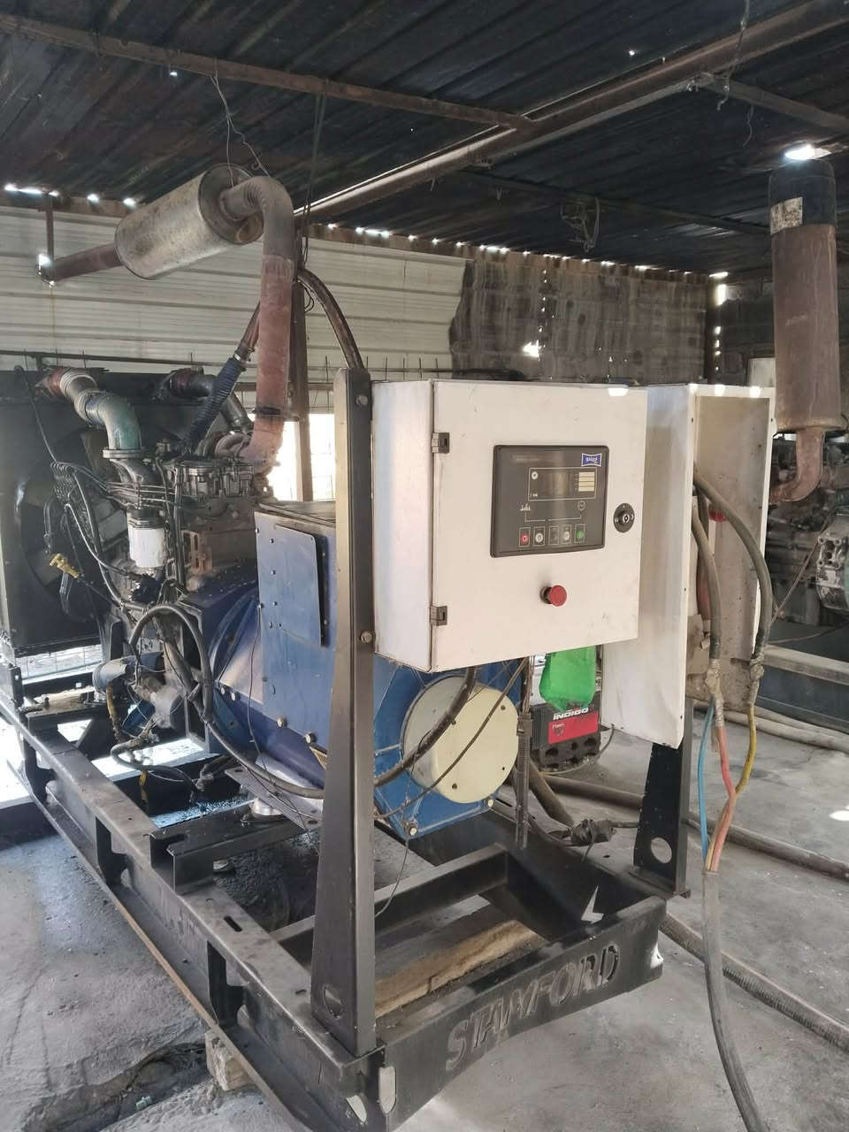 السلام عليكم مولدات عدد اثنين للبيع افيكو 120 توليد 200kv 
كمنز 124 توليد 250 kv الاستفسار 
***********
