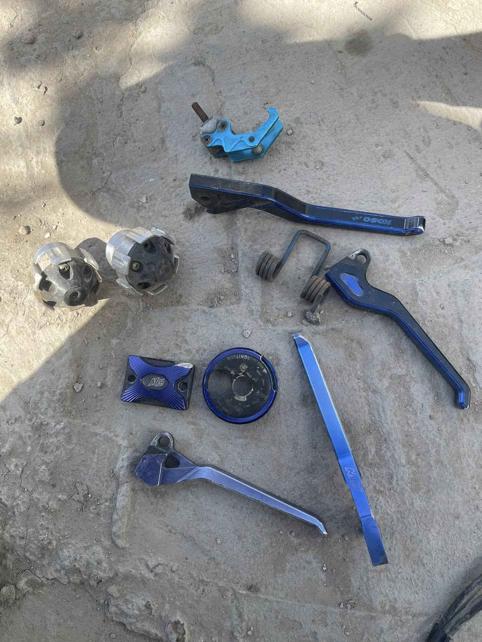 نواعم جبلي يدات الزوج ب٢٥ قفل بصمه جوزه ب١٠ قفل تعلاكه ب١٠ قفل  قبق عنابر ب٥ قفل طوبات شاصي ب١٠ قفل مكاني الشعله


**إذا كنت صاحب هذا الإعلان وتريد حذفه لأي سبب، رجاءا أرسل رسالة إلى الدعم الفني**