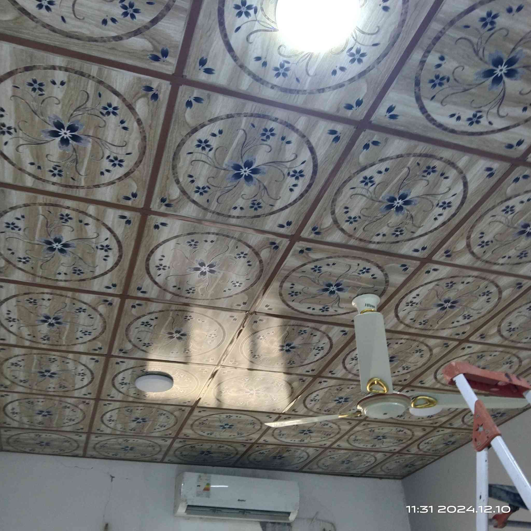 عمل سقف ثانوي وتغليف جداري وعمل قواطع وبديل الخشب وبديل الرخام
📞واتساب***********
