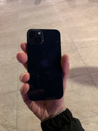 ايفون 13 عادي لون اسود ذاكره 128 مبدل شاشه وبطاريه  كلش حلوه شاشه وبطا...