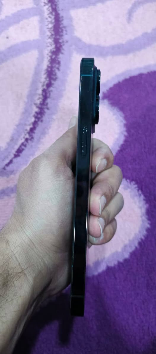 سلام عليكم ١٤ برو ماكس جهاز كبس شركه ذاكره ٢٥٦بطاريه ٨٦ جهاز باقي تفاصيله بصور السعر ٦٥٠وبي مجال بصيط التواصل خاص أو ***********
