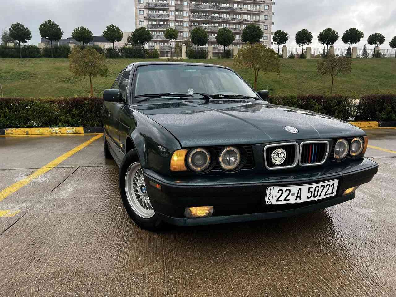 BMW 1991
525🇩🇪
مكينه كبس كير عادي 
موصفات 
سلايد تبريد قطعتين
مري كهرباء
كشن هيتر 
صدرامامي خلفي جديد سياره ترايه حلو 
ضرر جاملغ خلفي بدون داخل رقم وسنويه جديد تحويل مباشر 
السعررر 47 ومجال 
مكاني سليمانيه 
***********
