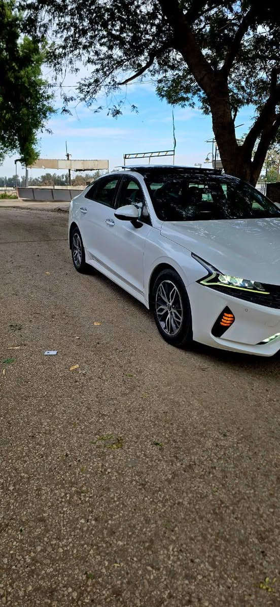 سلام عليكم K5 خليجي فول مواصفات بيه اربع قطع صبغ خلفي بدون دواخل ***********سياره كفاله مكينه كير
