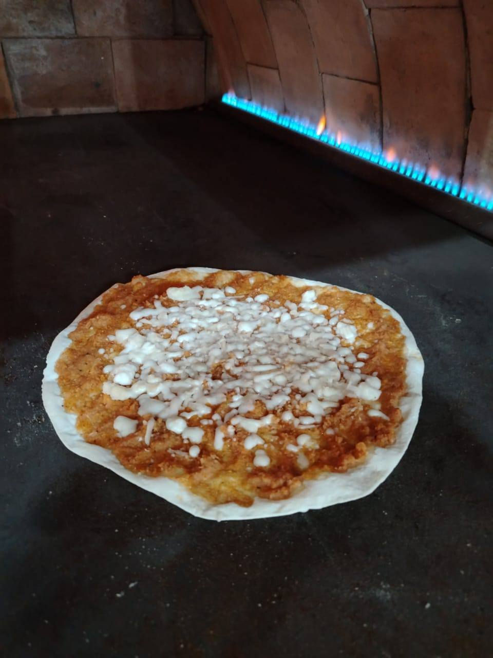 فرن لحم بعجين وبيتزاللبيع
***********
***********
