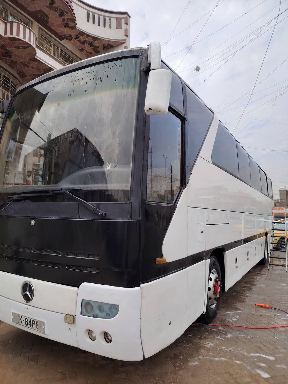 سلام عليكم سيارة ٤٠٠٣ جاهزة من كل نواحي كير محرك اكسن تخم تاير كفالة بيع سريع ٩٠ بدون مكاني بغداد مدينة الصدر رقم ***********
