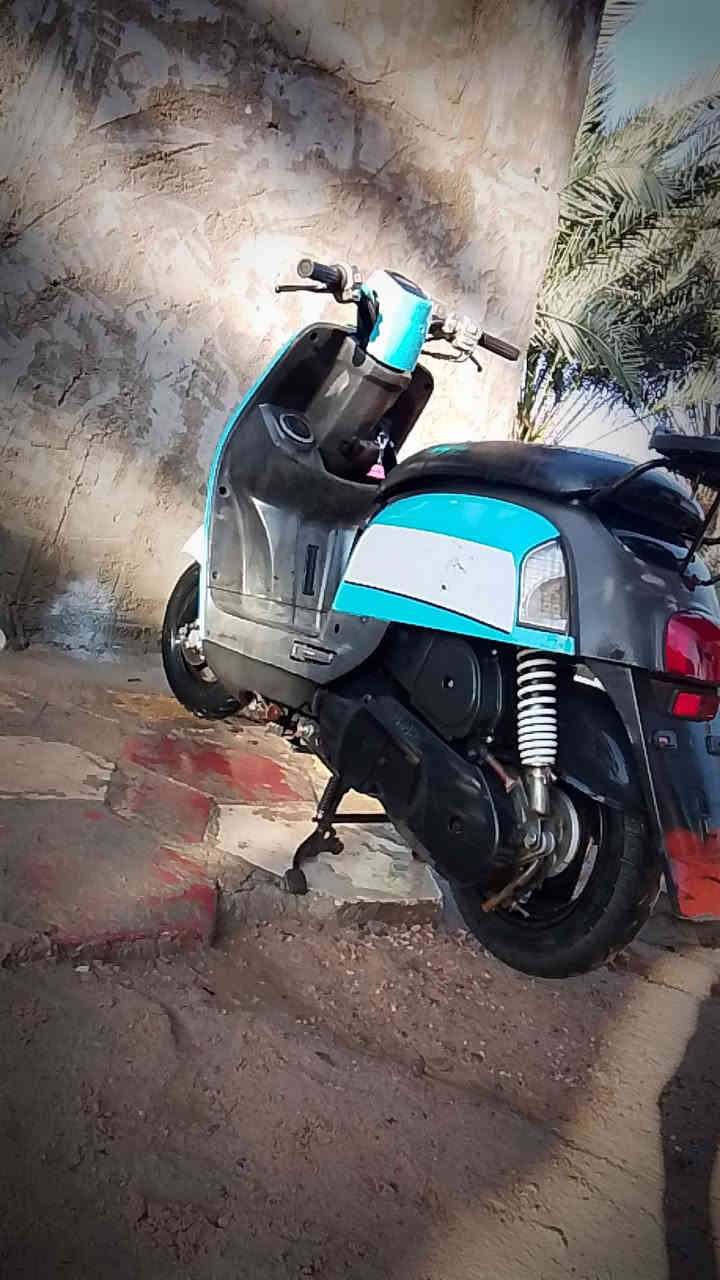 السلام عليكم دراجه بليس نوزل  للبيع مكاني نجف كوفه السعر 800 وبيه مجال هاذا رقمي ***********
