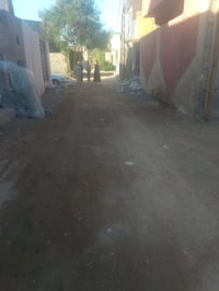 أرض للبيع • 100م • شارع المراسمه فرع العماره