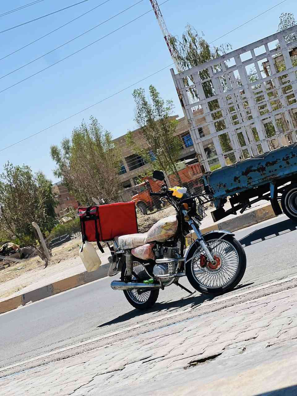 سلام عليكم ورحمة وبركاته موطور لبيع شررط مامفتوح ولا فيلس برقي مانقصله موطور نضيف موديل 24مكانه تكريت سعر625وبي مجال مجال شي قليل حك جيه رقم ***********. ‭***********
