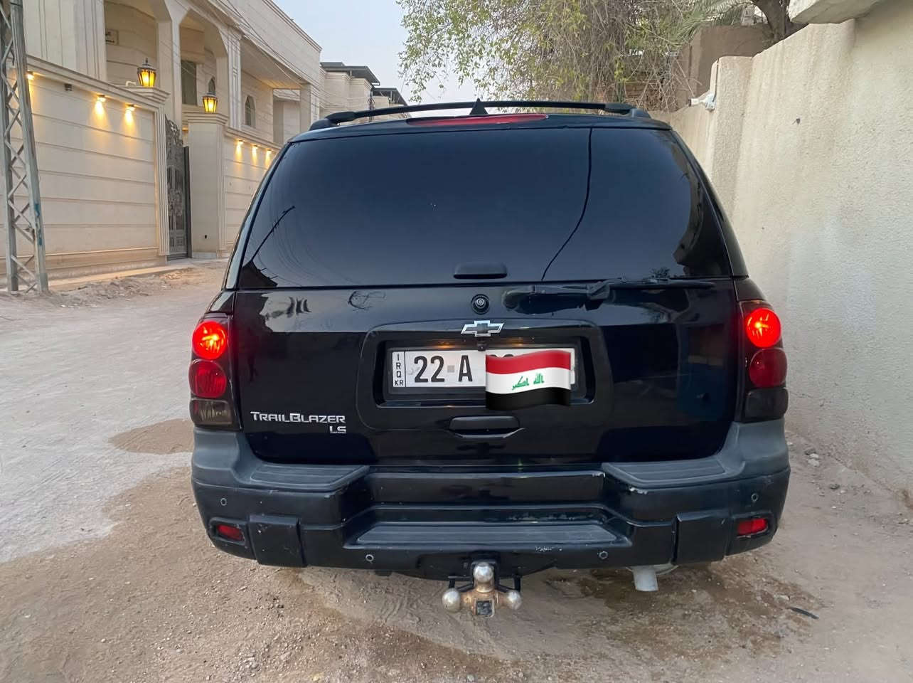 السلام عليكم  
بلايزر 2006 الفئة ls  لايت زنون عالي ناصي كشاف 
رقم اربيل (تريد تحويل تريد وكاله )راعيها صاحبي ببغداد 
تبريد ثلج منضومة توني شادها 
محرك توني شاده صارله شهرين 
كير يخبل 
تايرات جدد توني شادهن صار شهر 
حداده نضافه فوول 
دوشمه جديده ارضيات وكشنات
سياره مال جناي وتعبان بيها 
كهربائيات مشتغلها من جده وجديد 

ملاحضة (سياره وارد كندي بيها جاملغ جهه السايق  وسونار موجود سياره حلوه تخبل تجنيها تترحملي الله وكيلك)
مكانها البصرة الزبير 
***********
اتصل وتدلل 

الســـــعــــــر 108 وبيهه مجال
