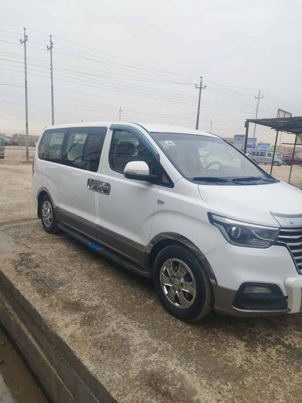 السلام عليكم سياره 2019 مفتوح محور مسكر بيها مكينه تحوير جديد7 رقم بغداد تحويل ثاني يوم امرايات20 وبك لايت20 اصلي ويل كب 17 العنوان ناصريه سوق الشيوخ استفسار الاتصال على هاذ الرقم ***********
