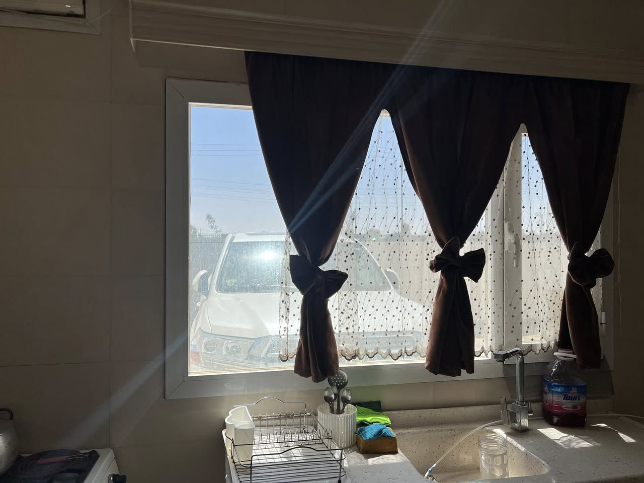 🔶️بيت في مجمع غدير كربلاء مؤثث كما في الصور
🔶️المساحة 200 م ركن على الشارع العام
🔶️3 غرف نوم و 3 حمامات
🔶️للمراوس مع بيت في مجمع بوابة الكاظمية مع دفع الفرق 
🔶️للتواصل واتساب ***********
