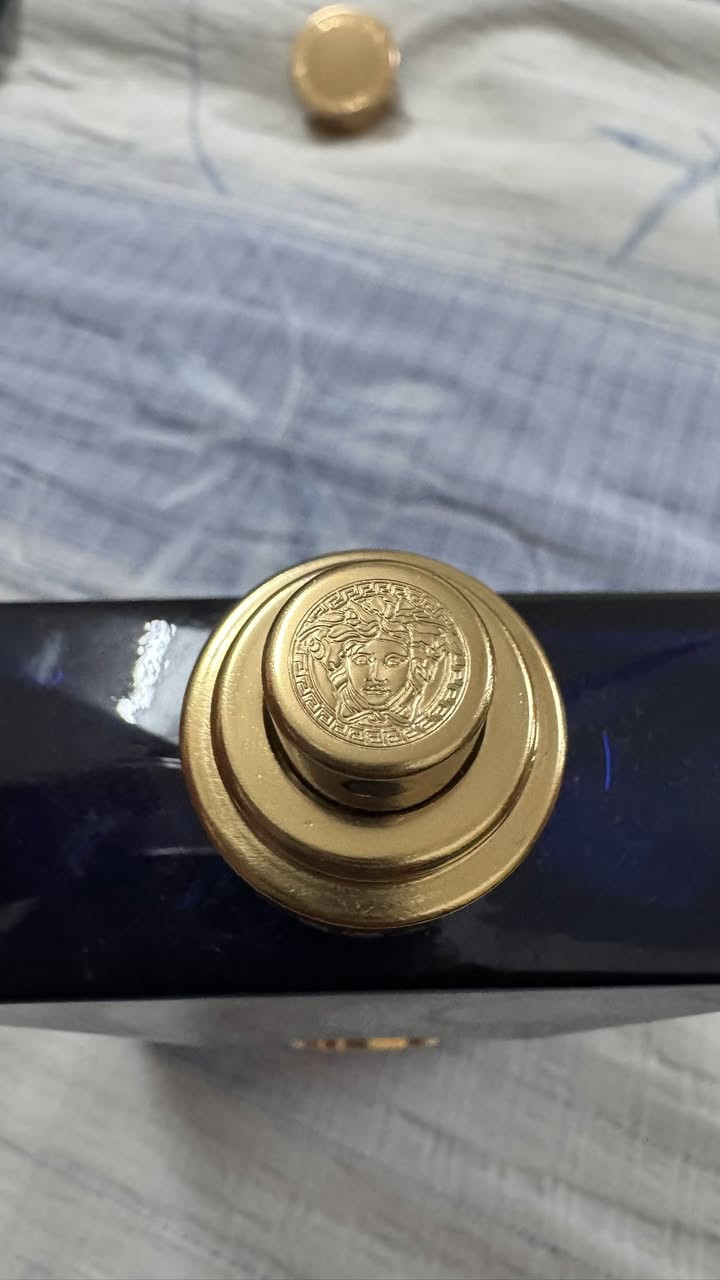 السلام عليكم فيرزاجي ديلان بلو 200 مل متبقي نصف تقريبا وياه الكارتون ماله سعر 68 ويا التوصيل


**إذا كنت صاحب هذا الإعلان وتريد حذفه لأي سبب، رجاءا أرسل رسالة إلى الدعم الفني**