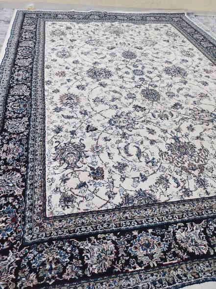 دوو فه ری  500شانە ی ئێرانی  3به4و 3به4  بۆ ژورێکی 4به6ئه بێ سعری هه ردوکی 120هه زار له که لار  کۆنە     ***********
