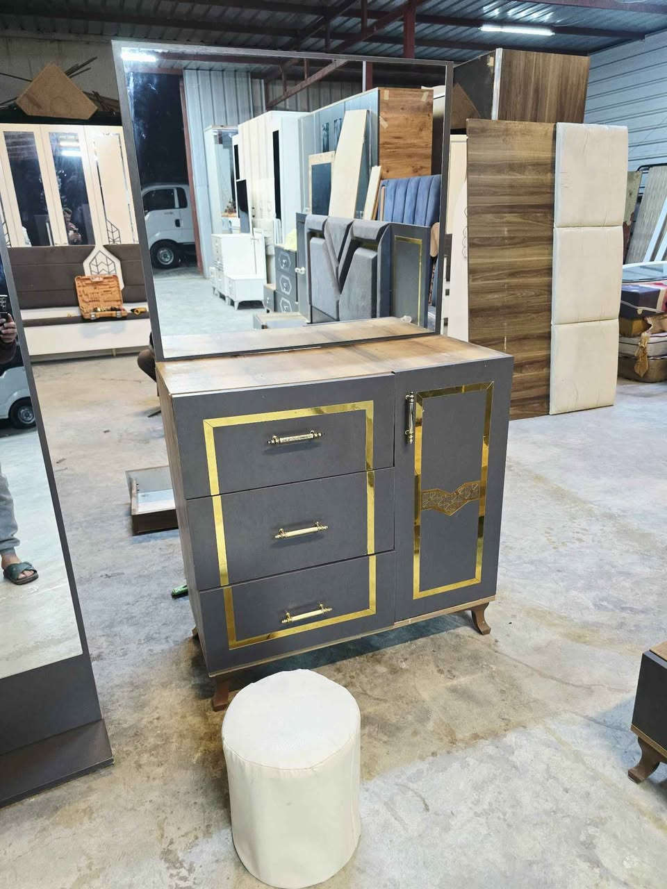 غرفه تركيه فول نضافه نظام ابواب 950 نقل وشد مجاني بغداد, العراق


**إذا كنت صاحب هذا الإعلان وتريد حذفه لأي سبب، رجاءا أرسل رسالة إلى الدعم الفني**