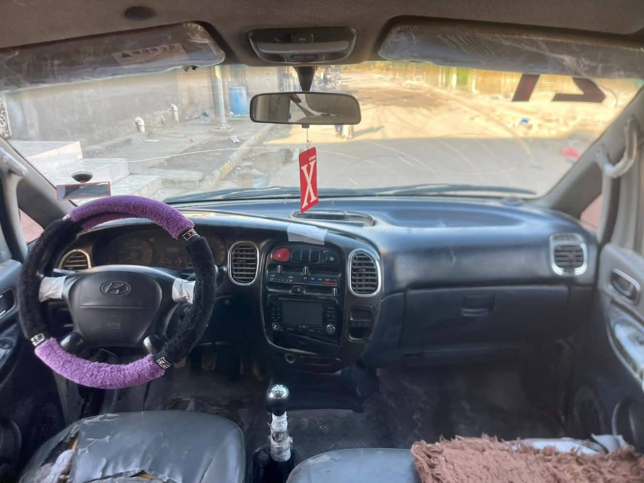 سلام عليكم
ستاركس ٢٠٠٧ لبيع محرك مفتوح 

ما اندل راعيه عندي بطاقة لسكن مالته بس ما اندله 

سعره ٢٥ وبيه مجال 

مكان لسياره  ناصريه 

الاتصال ***********
