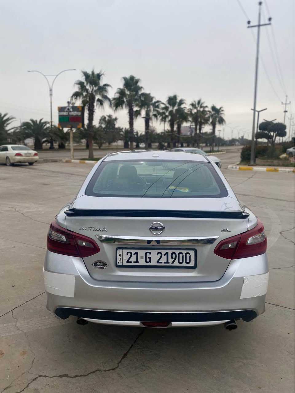 نيسان التيما2018 مواصفات SL
فول فول مواصفات عدا فتحه 
سياره رقم سليمانيه تحويل وكالة ابشرط
  سياره ماشي 130الف 
السونار موجود بالمنشور
وقطعتين تبديل بلاد نفس الون
تبريد مركزي /ويل كب 
كوشن هيتر
استيرن هيتر
رادار 360درجه
بصمه ابواب
سنويه ورقم جديد لحد 2028
*********** أربيل, العراق
