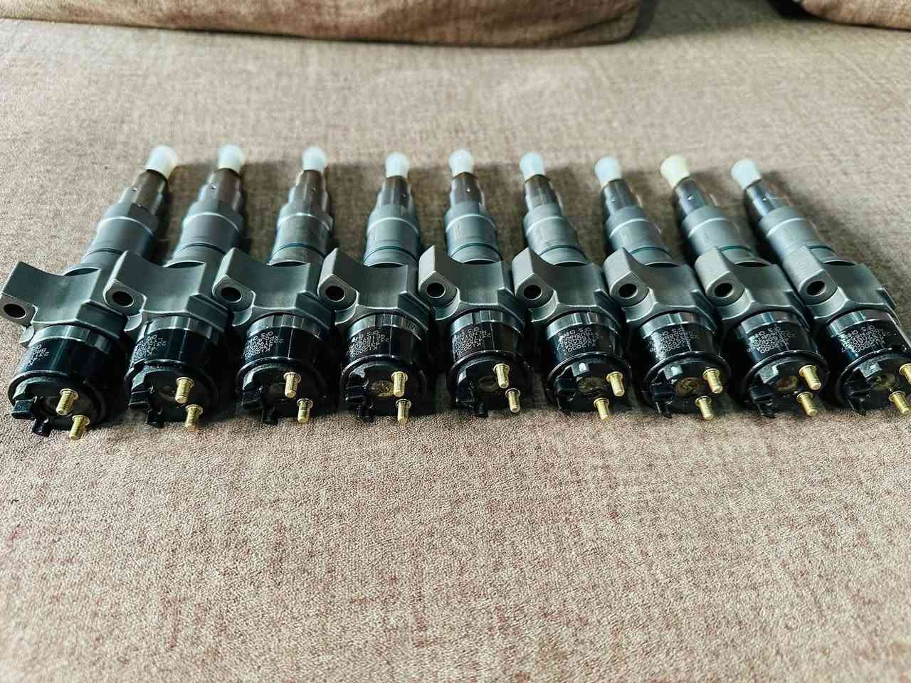 CUMMINS QSL9.3 | Brand New Injectors | Part Number 4359204 | Available at Gulf Diesel Engine Parts | For Inquiry, Call or Whatsapp 057 969 6187 
#cummins 
#gulfdieselengineparts


**إذا كنت صاحب هذا الإعلان وتريد حذفه لأي سبب، رجاءا أرسل رسالة إلى الدعم الفني**