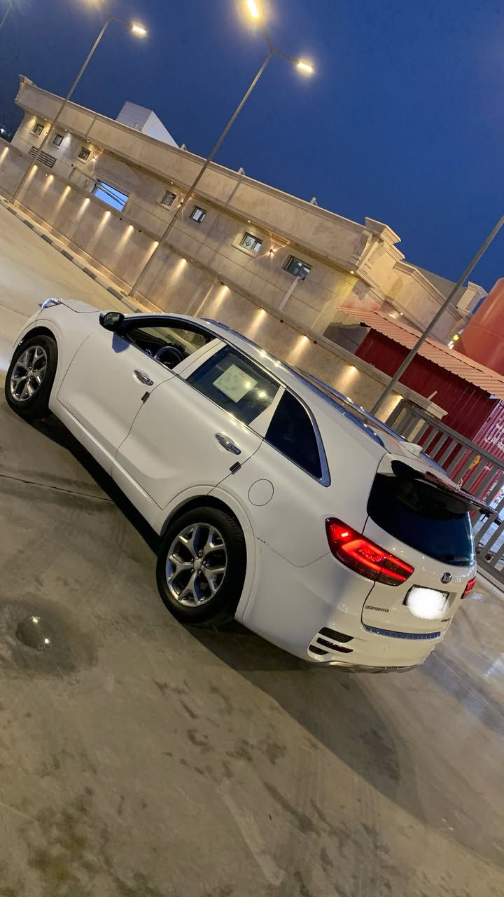 سورنتو ٢٠١٦ sxl فووول للاخير
السياره كلين بدون حادث 

بلعراق بيها طخه بلجاملغ جهة الصدر فقط 

وبيها قطعتين صبغ بدون ضربه 

مواصفات فوول الفول 

ماشيه ٦٠ 

محرك ٢٤٠٠ تيربو ✈️ 

بنوراما 

5 كامرات 

تبريد قطعتين ثلج

شاشة كار بلي 

تحكم جهتين 

كير ٣ وضعيات 

كشنات تبريد وتدفئه 

خزن كشنات 

قيادة ذاتيه 

تحديد مسار 

رادرات اماميه خلفيه جانبيه 

حساسات امامي خلفي 

صندوك كهربائي 

بجم محدث 2020 

زنون بلاد 

ترحيب يدات 

مري شفط 

حساس تنبيه اشتياز 

مري ترحيب 

بردات بلادية 

وبعد بيها مواصفات هواي 

السعر ١٦٣ وبيها مجال كلش بسيط 

ولسيارة بسمي تحويل مباشر 

مكاني البياع حي الاعلام 

***********
