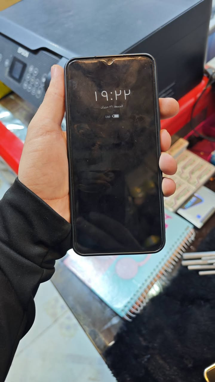 السلام عليكم للبيع جهازين 
Honor x6b /256 ذاكرة 
Redmi note 8 pro ذاكرة  /64
ال هونر نظيف مستخدم شي قليل نظافة 95 
ريدمي بي فطر بالظهر الباقي مكفول 
سعر هونر 160 
سعر ريدمي 75


**إذا كنت صاحب هذا الإعلان وتريد حذفه لأي سبب، رجاءا أرسل رسالة إلى الدعم الفني**