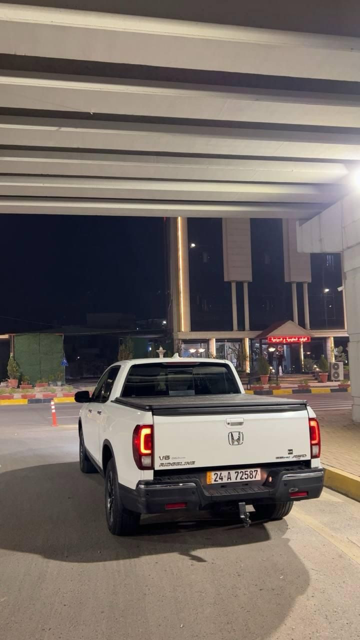 سلام عليكم
هوندا ريجلاين
موديل 2020 سياره كلين بلا صبغ ماشيه 118 الف
مكينة كير بشرط مكينة 3.5 v6
سياره فول مواصفات للاخير
كشنات جلد تبريد وتدفئة اربع كامرات شفتات ستيرن نقاط عمياء رادارات قياده شبه ذاتيه كير دكم وضعيات قياده دبل اكسل وبعد هوااااي مواصفات بيها سياره حلوه ومال جناي مناقصها برغي 
سعرها 170 ورقه بيها مجال بسيط
مكانها موصل رقم دهوك بسمنه تحويل ثاني يوم 
للاستفسار: ***********
                 ***********
