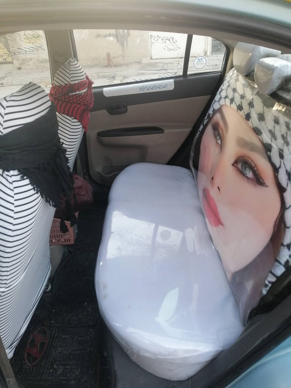 اكسنت للبيع فول توماتيك امريكي مكينه 16اصلي سياره باتري جديد طخم تاير جديد سياره جاهزه ماتصرف دينار سنويه لي 2029 السعر 88 مكلف بل نشر التواصل على الرقم *********** العنوان موصل الجانب الأيمن حي التنك
