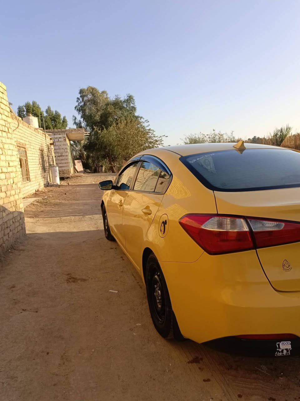 سلام عليكم
فورتي 16 للبيع حادث جاملغ وباب بدون دواخل سياره بسمي حداديه جديده وره وكدام باقي تفاصيل الاتصال *********** مكاني ديوانيه
