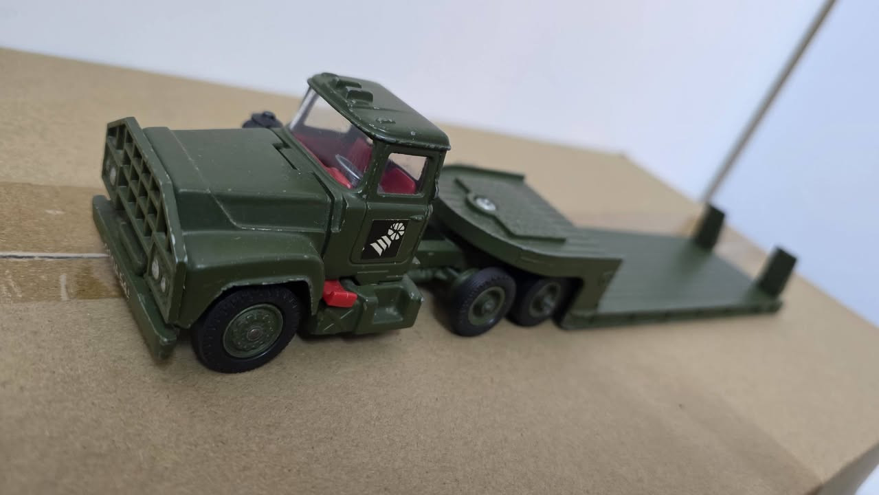 للبيع دبابات حديد كورجي / دينكي


**إذا كنت صاحب هذا الإعلان وتريد حذفه لأي سبب، رجاءا أرسل رسالة إلى الدعم الفني**