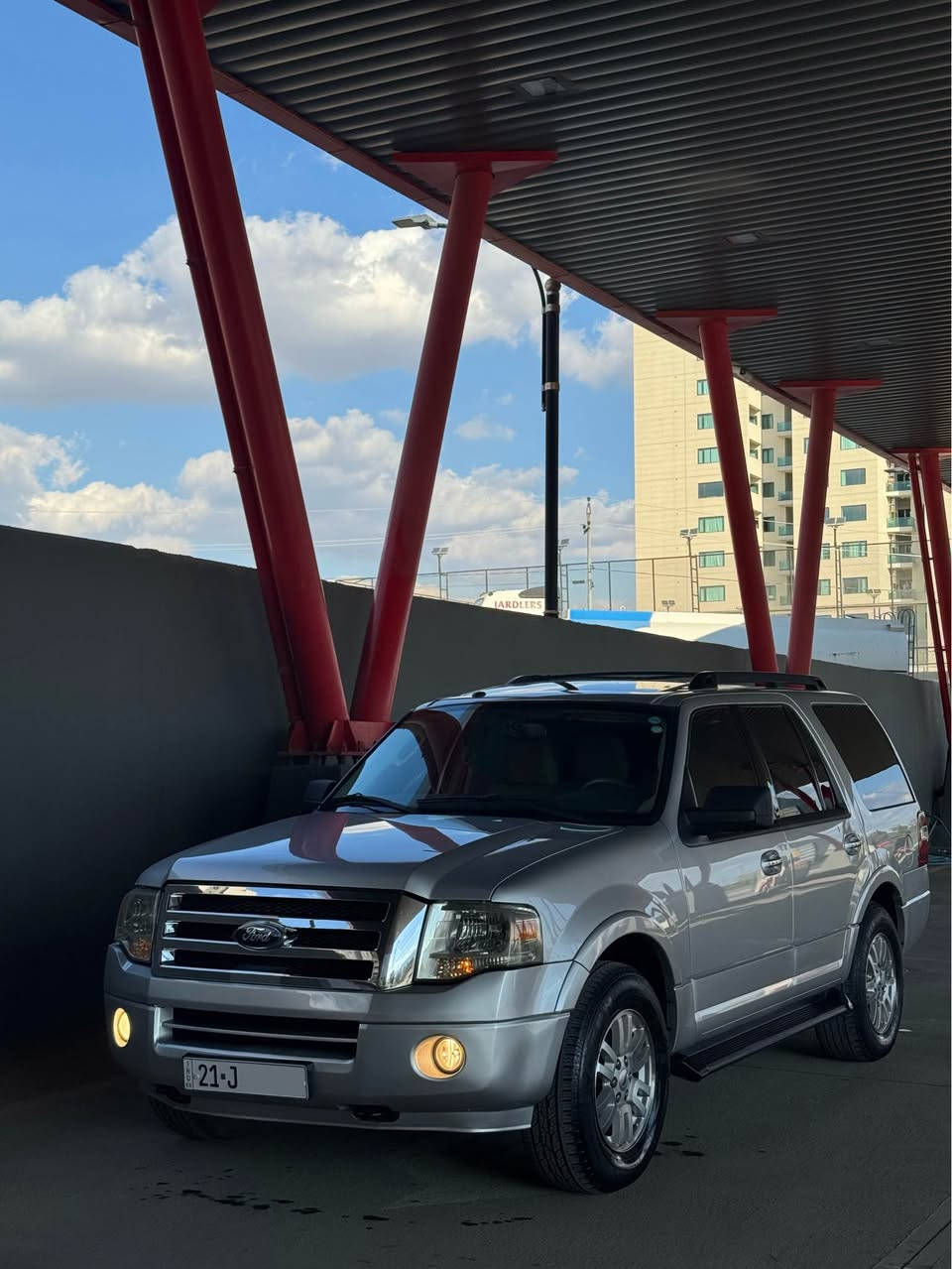 کوردی// عربي
Ford Expedition 2012 Niva XLT 4X4

فۆرد ئێکسپیدیشن ٢٠١٢ خلیجی – سفری شەریکەی نیڤا مواسەفات (XLT)

ماوەی ڕۆشتن: ١٦٠،٠٠٠ کیلۆمەتر

بۆیاخ و سارد: دەعامی بۆ دەعامی بە شەرت – هیچی پێوە نییە

✨ مواسەفات (XLT) :
• دەبڵ گێڕ
• سڵایت
•ناو زەرد
•کوشن جلد + کوشن کارەبای
•سکلێتەر کارەبای
•٦ جام ئۆتۆ
•سێ ڕیز کوشن
•تراکشن کۆنترۆڵ
•تەحەکوماتی سەر سووکان
•تەحدید سورعە (Cruise Control)
•شاشەی گەورە
•کامێرا + حاسە
•کۆدی دەرگا
•تەبرید مەرکەزی
•ویل کەپ و ویل گەورە
•لایت (دەبڵ عەدەسە زینۆن، بلاجیکتۆر)
•دەبڵ ئەکسل
•➕زۆر مواسەفاتی تر

گێڕ و مەکینە و تەبرید و کارەبایات و تەقە و ڕەقە 
بە شەرت
گێڕ و مەکینە نەکراوەتەوە بە شەرت

 سێرڤسی کامل لە شەریکە بۆ کراوە
 •ڕۆن و هایدرۆلی تازە
 •٤ تایەی تازەی تایلەندی لەژێرە

 ڕەقەم و سەنەوی تازەیە
 تەحویل و غرامە بە شەرت

📞 پەیوەندی:
***********
***********
—————————————-

Ford Expedition 2012 Niva XLT 4X4

فورد إكسبيديشن 2012 خليجي – سفري شركة نيفا مواصفات (XLT)

المسافة المقطوعة: 160,000 كيلومتر

الصبغ والشاصي: دعامة إلى دعامة بشرط – لا يوجد شيء عليه

✨ المواصفات (XLT):
• دبل قير
• فتحة سقف
• داخلية بيج
• مقاعد جلد + مقاعد كهرباء
• مسخنات كهرباء
• 6 زجاج أوتو
• ثلاث صفوف مقاعد
• تراكشن كنترول
• تحكمات على المقود
• مثبت سرعة (Cruise Control)
• شاشة كبيرة
• كاميرا + حساسات
• كود باب
• تبريد مركزي
• ويل كب + رنقات كبيرة
• لايت (دبل عدسة زينون، بروجكتر)
• دبل أكسل
• ➕ مواصفات أخرى كثيرة

القير والمكينة والتبريد والكهرباء والدقة والرقّة
بشرط

القير والمكينة غير مفتوحة بشرط

سيرفس كامل في الشركة معمول
• زيت وهيدروليك جديد
• 4 تايرات تايلندي جديدة مركبة

رقم وسنوية جديدة
تحويل وغرامة بشرط

📞 التواصل:
***********
*********** السليمانية, العراق
