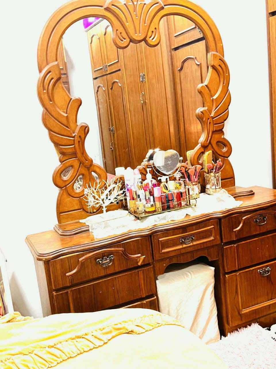 غرفه نوم خشب عراقي ثقيل أصلي نضيف كلش سعرها ٨٠٠ وبيها مجال عنوان المزارع الاولى


**إذا كنت صاحب هذا الإعلان وتريد حذفه لأي سبب، رجاءا أرسل رسالة إلى الدعم الفني**