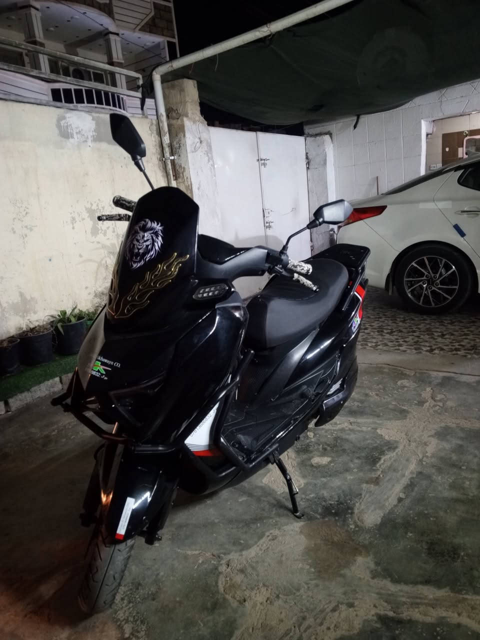 سلام عليكم 
مطور شحن تي ماكس وان 
6 بطاريات 
3 سارعات 

بطارت تقره 11

مستخدم 3 اشهر 
مكاني رمادي تأميم 
تواصل عل رقم وتساب 
***********
