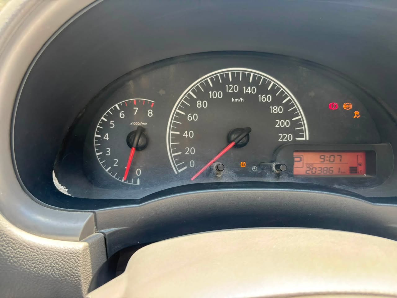 السلام عليكم 
نيسان صني 2019 
رقم بغداد
بسمي 
بليتة الزركة 
ماشية 203كلو متر 
بيها ثلالث قطع تبديل 
وطخات خفيفة 
رايدها ب85 وبيها مجال


**إذا كنت صاحب هذا الإعلان وتريد حذفه لأي سبب، رجاءا أرسل رسالة إلى الدعم الفني**
