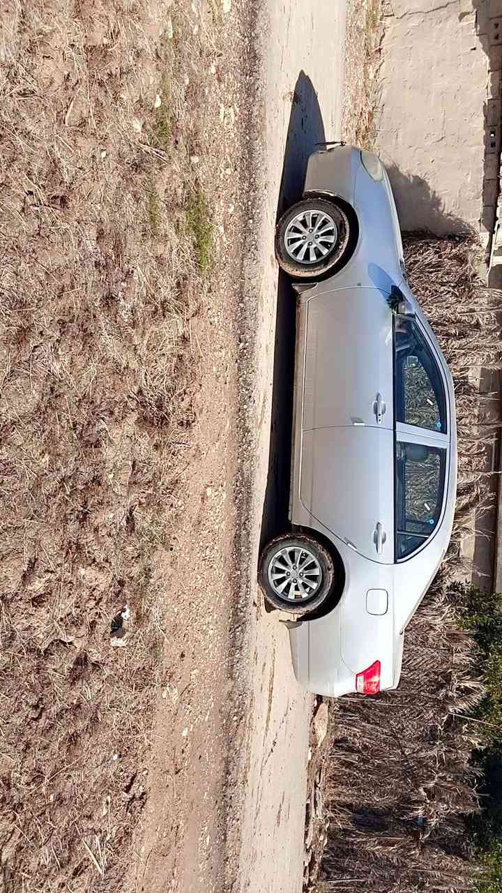 سلام عليكم عندي بيوادي جي ثري البيع موديل 2013   ‏
‪ كير عادي محرك مكفول  ‏مكان بغداد مشروع الاوحدهه
 سعر  54 بيه مجال بسيط هاذ رقمي 
‏‏‪***********‬‏
