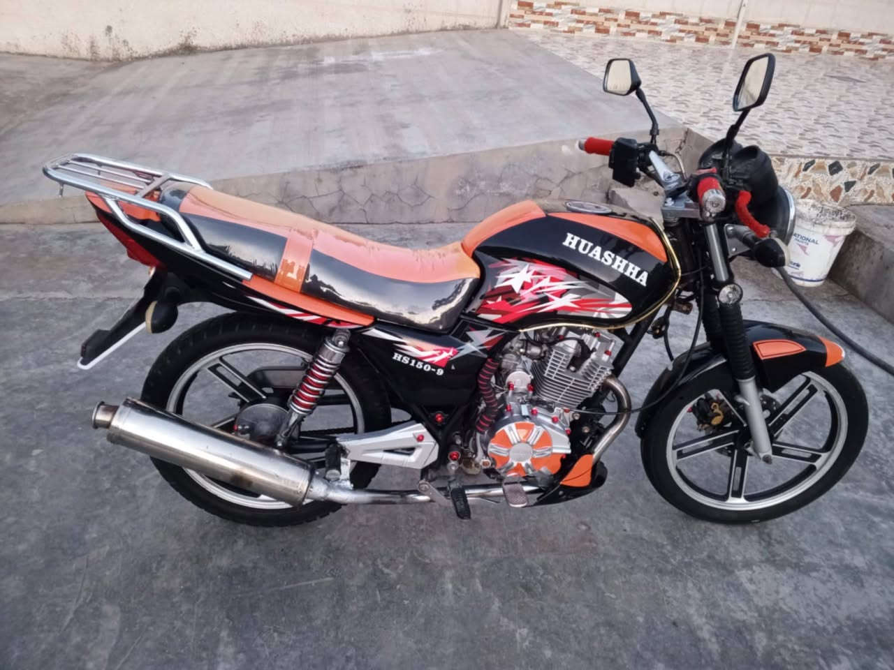 ياالله دراجه هيوشه للبيع موديل2023السعر800وبي مجال اوراق منفيس محرك ما ممدود عليه صبانه المكان الرمادي الجزيره البريشه هاذ رقمي للتواصل *********** مو شراي لا تعبني ولا اتعبك
