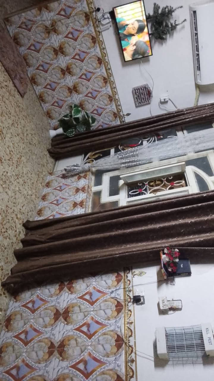 بيت للرهن ١٠٠م نجف عسكري كبل شارع السبيس
غرفه 
صاله
مطبخ 
إستقبال
بيت كلش نضيف وبناء صب مركزي وكله سيراميك.
سعر الرهن ٢٥ .الرهن سنه وقابل للتجديد
***********

