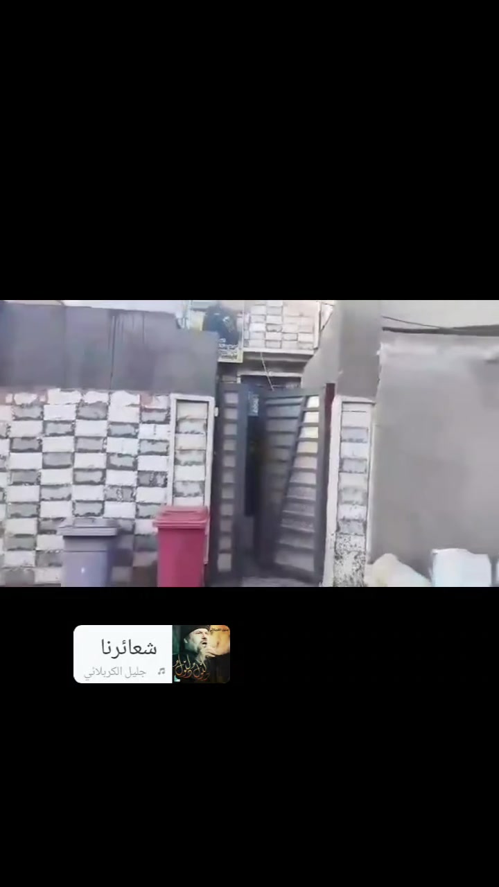 السلام عليكم 
بيت للبيع 75 متر طابق واحد نضيف 
المخابرات مقابيل فلكة الجريخي مال ابو رشاء ابو الحب 
للاستفسار ***********
