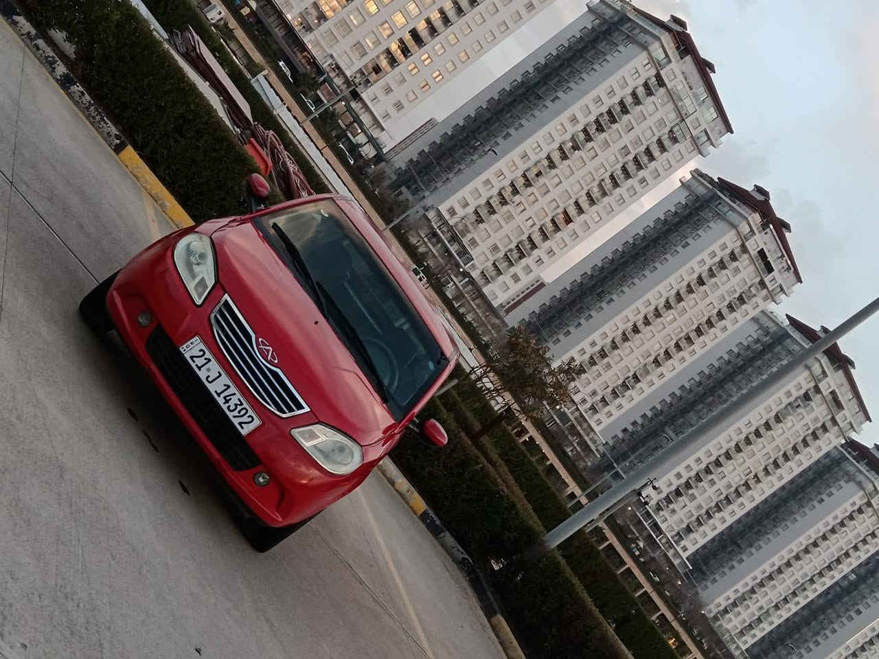 سـەرەتا بەناوی خـوای گەورە
ئـەم سەیارە بـۆفـــرۆشتـــن 
49 گەڵا  خـــوار هـــەمـوو بازاڕ
شـیری صالون  مـــۆدێـل 2013
ڕەقـەم سلێـمانــــی .ڕەقـەم باریک
سـەنەوی تازە تا مانگی 7ی 2029
بـەناوی خـۆمانە تحــویل غـرامە بەشەرت
گێــڕ ئــۆتــــۆماتــــیـــــک و عادیە بیلاد
گێــڕ و مـکیـــنە بــیلادە .نەکراوەتەوە
گێڕومکینـــە بەشەرتی 10فیتەر
چــوار تایەو ویلـــی لۆکی لەژێرە
سەیارەکە دەعم و لێدراو هیچی نیە
بۆیاخ  دوو بسـتی هەیە شایەنی باس نیه
تـەبــریــد لەسەر سـویچ سارد و گەرم 
ناوی لەدەری جوانتر . کوشن و گاعی
بەرگەدەرگا و داشبڵ لۆک لۆکە ماشااللە
بـۆنی شەریکەی لێدێت ئەوەنده جوانە
شاشە ئایپاد و گێچ شاشەالیکترۆنیە
کوشن جڵد و قفڵ مرکەزی 
فوول فوول بس سڵایت نیـــە
سـپێری شــەریکەی دانەگیراوە
تکایە قەرزو قیست و ئاڵوگۆڕم نیە
شـــوێن : ســلێمانـــــی 
ژم  : *********** واتساپ 
ژم  : *********** ڤایبر
ئەدمین ❤ السليمانية, العراق
