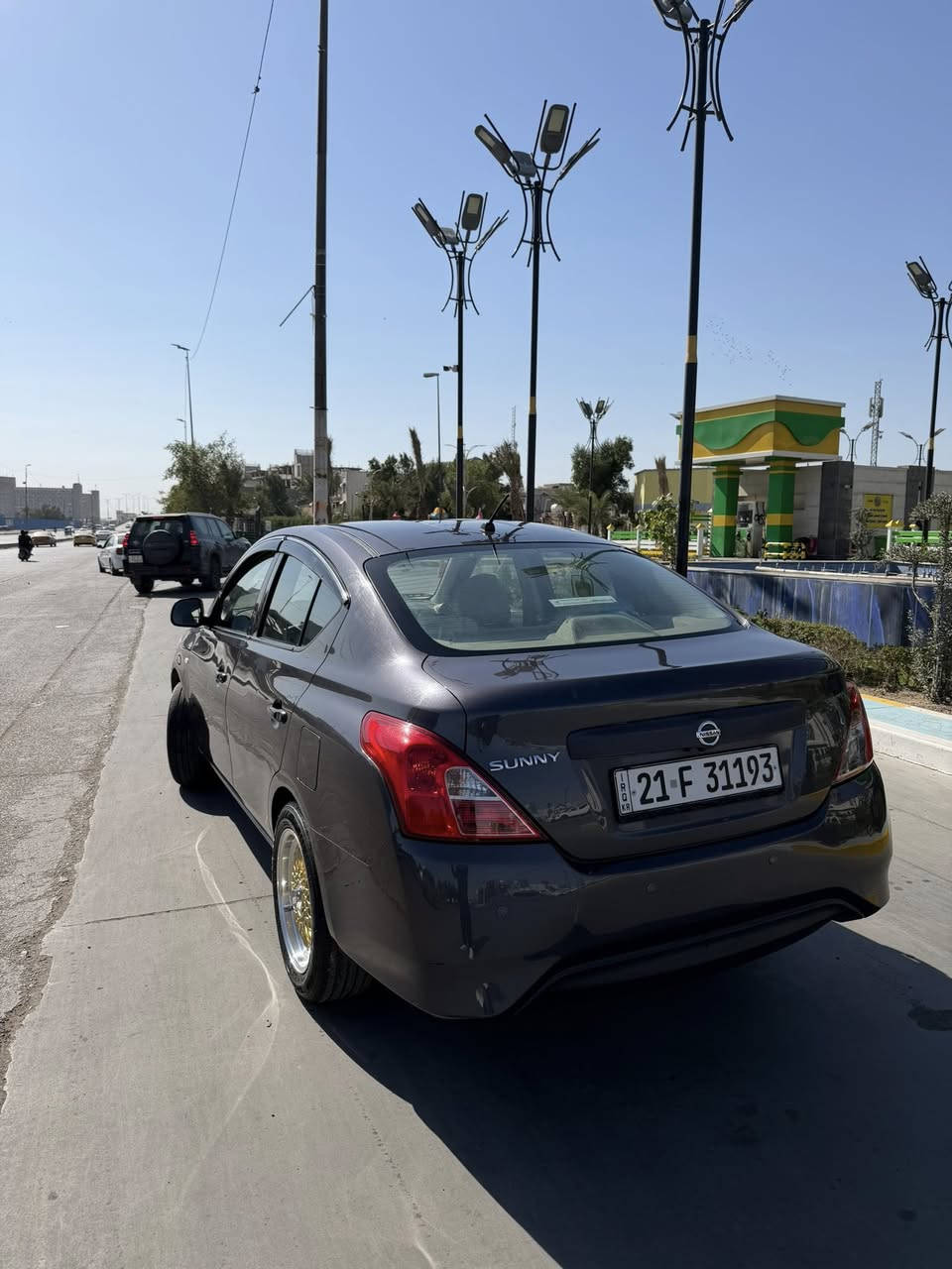 السلام عليكم نيسان صني 2019  ضررها فقط جاملغ امامي شبر بارد وجاملغ خلفي ***********
