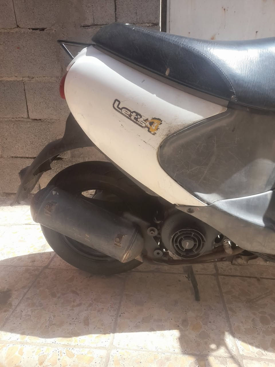 سلام عليكم
دراجه ساسوكي ولفات نوزل نعجه ٦٠ للبيع 
الدراجه كامله من كلشي اي نقص ما بيه 
سلف وهندر وكلهه شغاله 
العنوان: ميسان  المجر الكبير 
رايده : ١٠٠ بيه مجال 
متوفر وتساب وشريحه :***********
مستعجل على بيعته
مستعجل على بيعته
ملاحظه: دراجه تشتغل وتطفه ابيع كوم حديد

